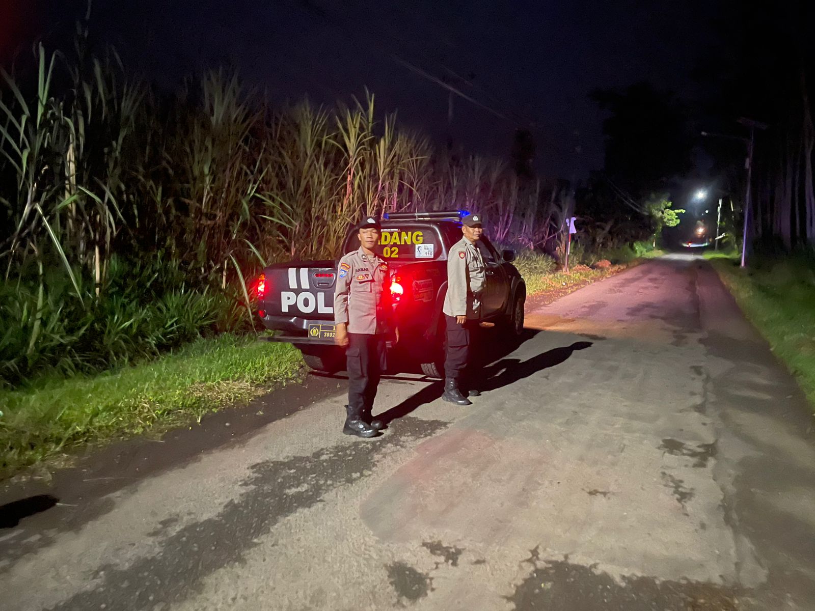 Giat Rutin Polsek Padang Patroli Di Daerah Rawan Antisipasi Gangguan Kamtibmas Yang Berpotensi Merugikan Masyarakat
