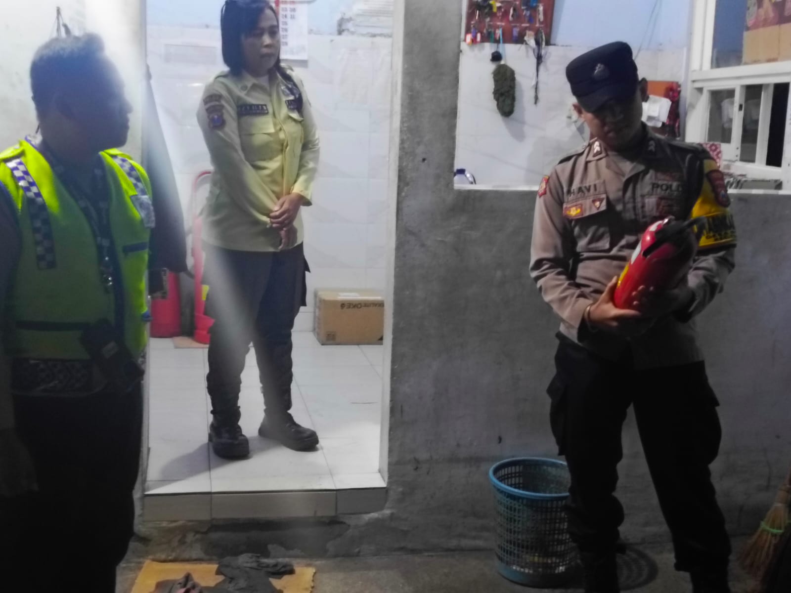 Patroli Kewilayahan Dialogis Polsek Tempeh di Lingkungan Perusahaan Kecamatan Tempeh Perkuat Pengamanan Libur Idul Fitri 1447 H dan Antisipasi Potensi Gangguan 3C Secara Humanis dan Terukur