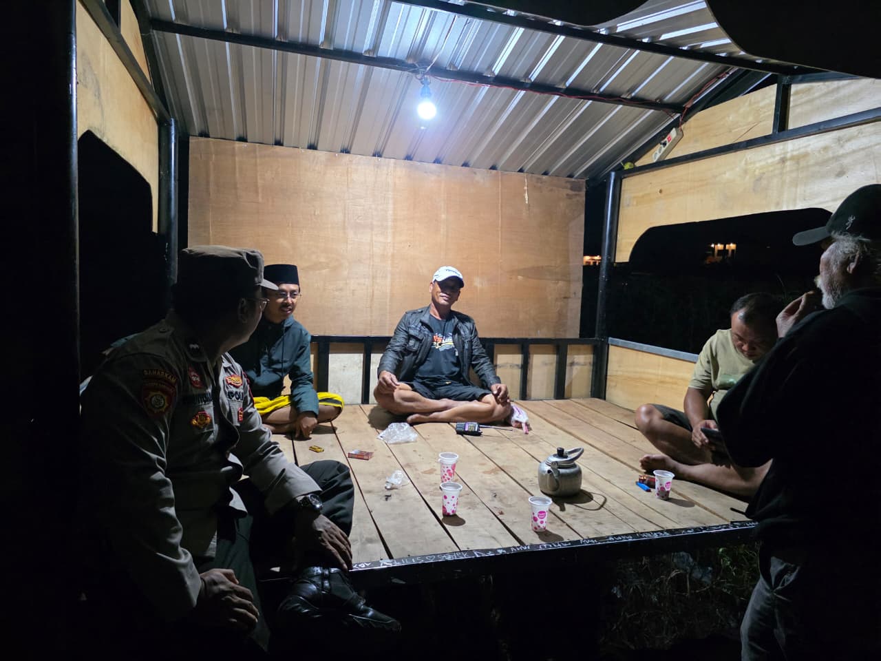 Polsek Tempeh Ajak Warga Gesang Perkuat Kewaspadaan Lingkungan Melalui Sambang dan Tatap Muka Dialogis