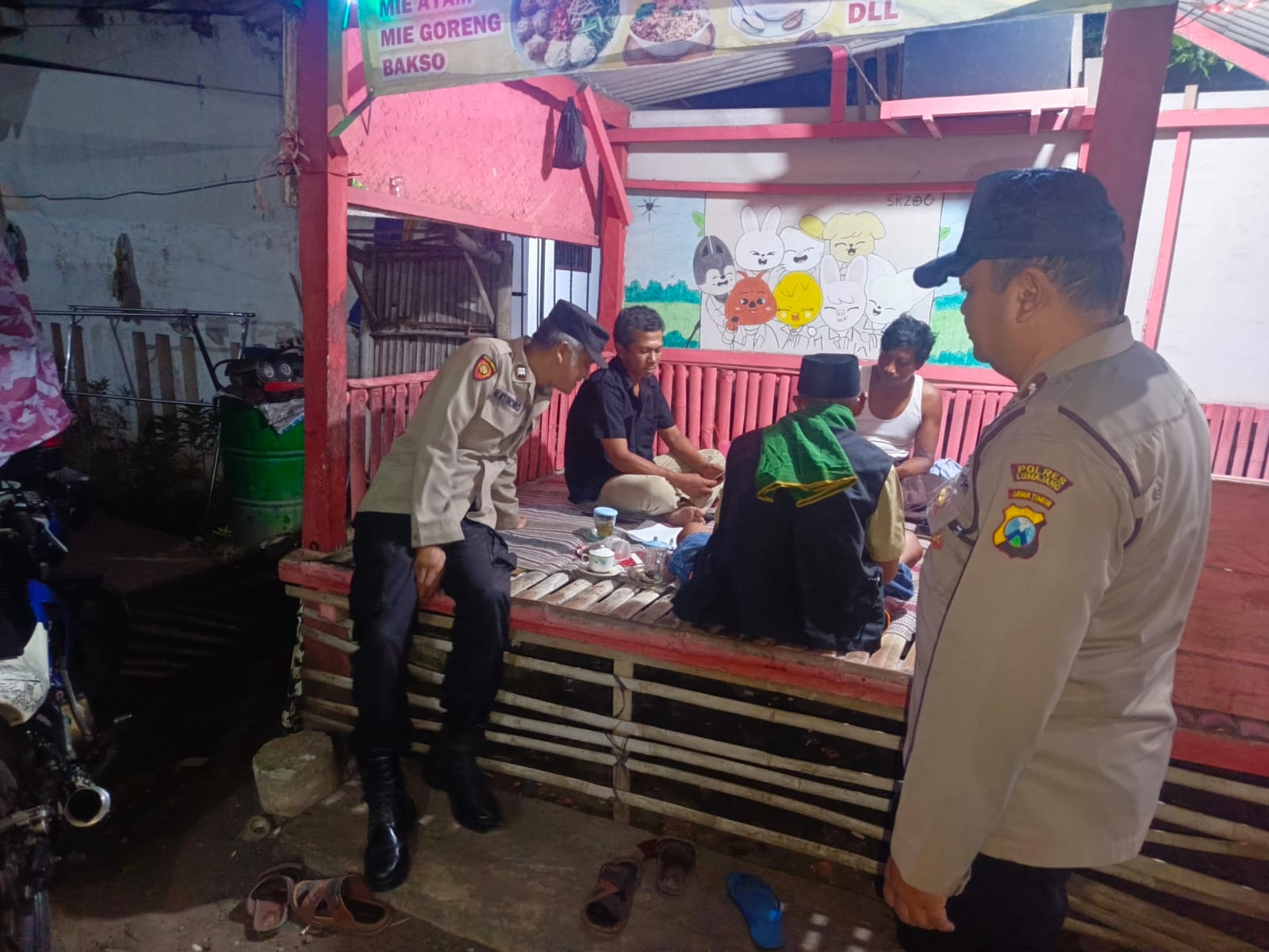 Sambang Warga Kamling Desa Gesang, Polsek Tempeh Perkuat Kemitraan untuk Meningkatkan Kesadaran Menjaga Kamtibmas