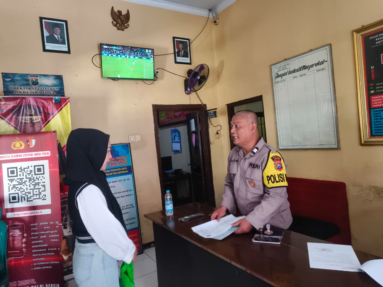 Personil Polsek Ranuyoso Mendapat Apresiasi atas Pelayanan Prima untuk Masyarakat