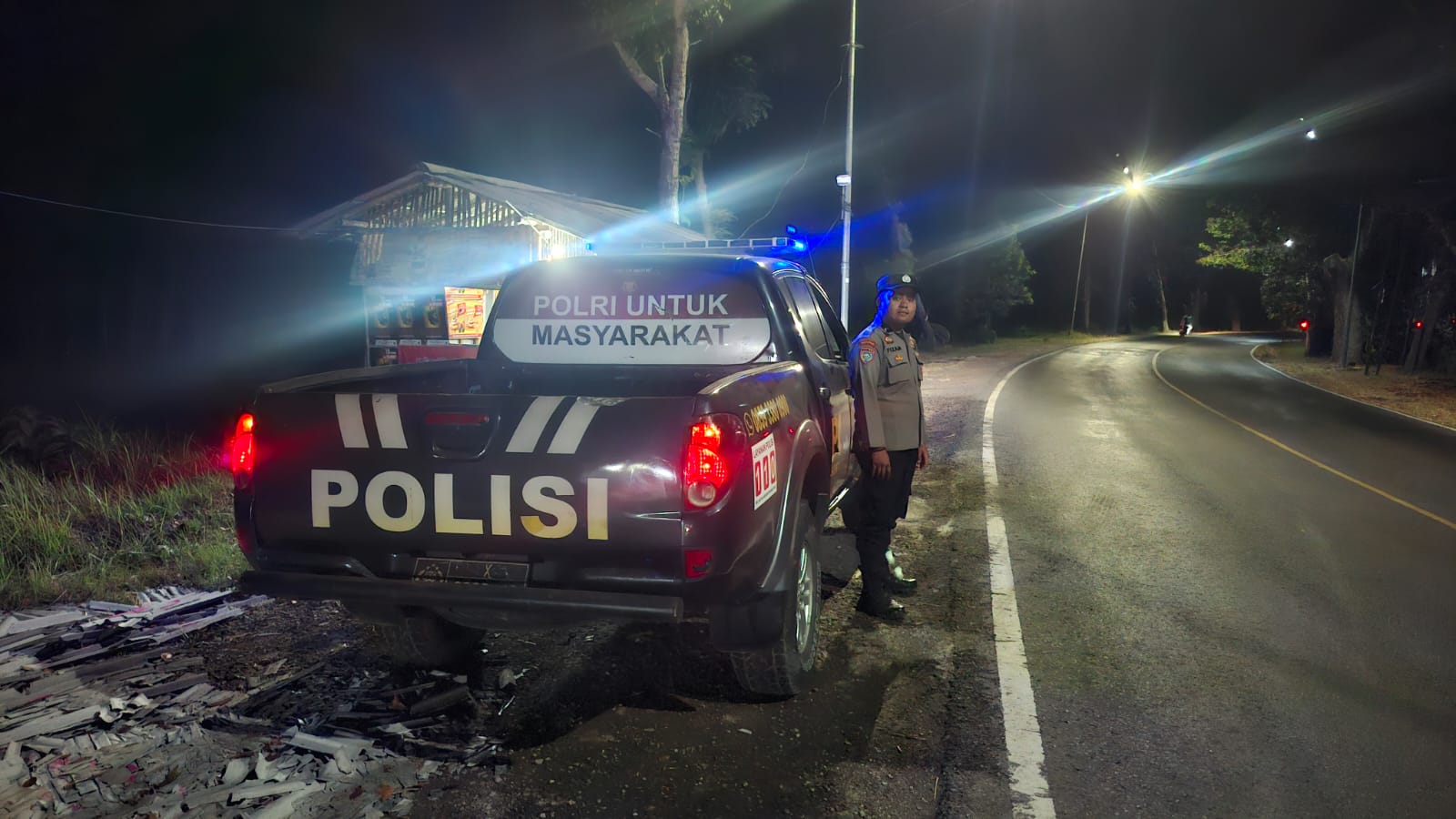 Patroli Blue Light Polsek Jatiroto Hadirkan Rasa Aman di Jalan Raya, Antisipasi Aksi 3C pada Malam Hari