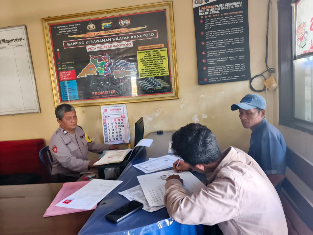 Pelayanan Cepat dan Humanis, Polsek Ranuyoso Permudah Pengurusan Surat Kehilangan dan SKCK