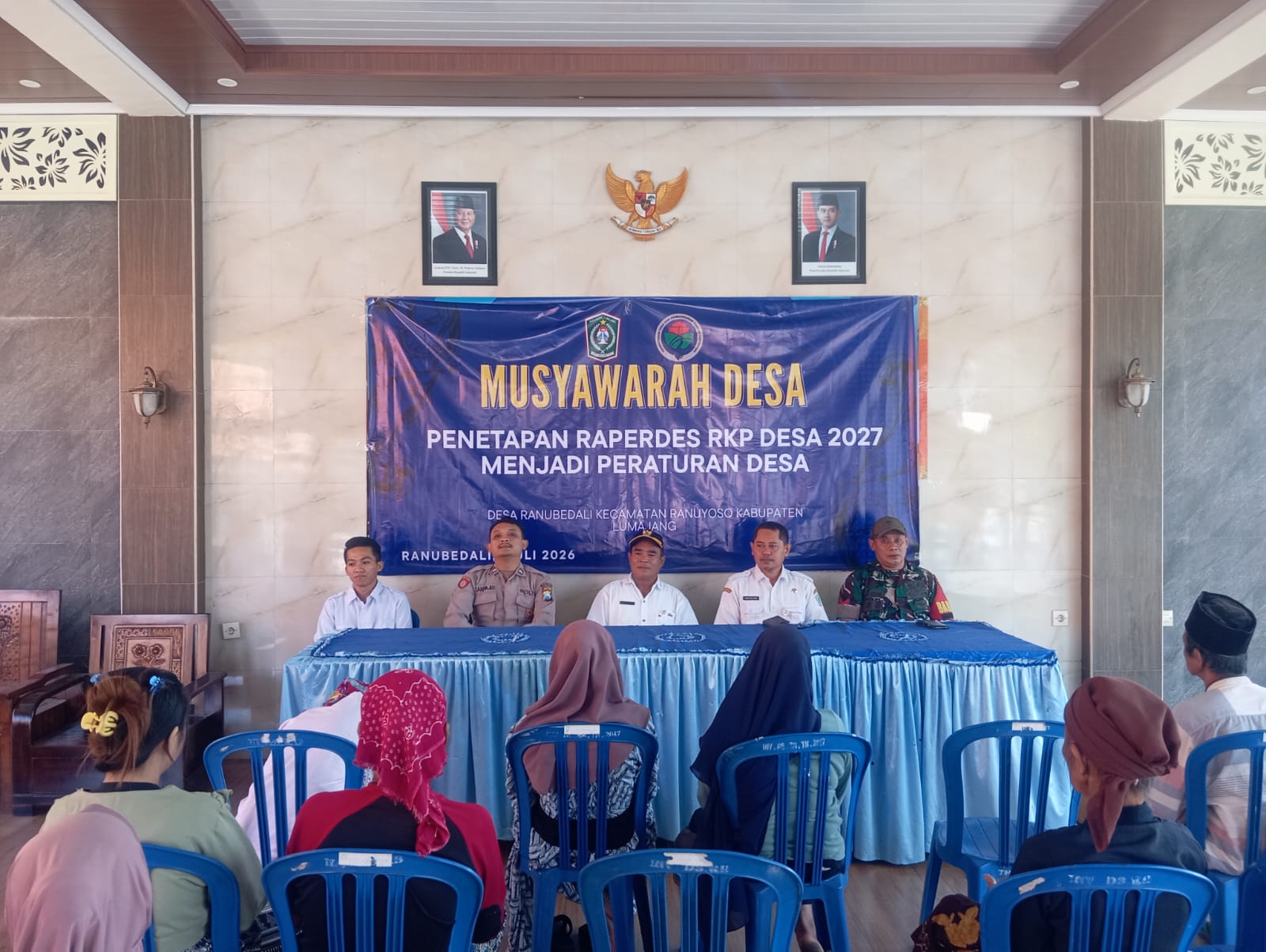 Polsek Ranuyoso Kawal Penyaluran BLT Dana Desa di Ranubedali, 10 KPM Terima Bantuan Rp900 Ribu