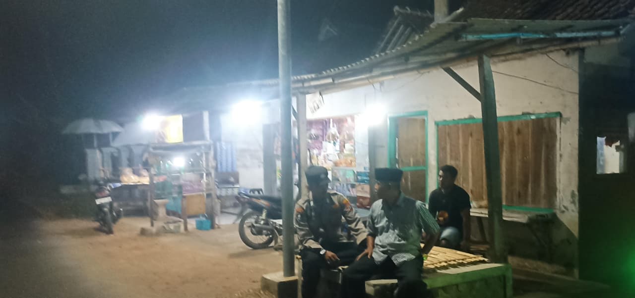 Patroli Malam di Wonogriyo, Polisi Ajak Warga Perkuat Siskamling dan Waspada Gangguan Kamtibmas