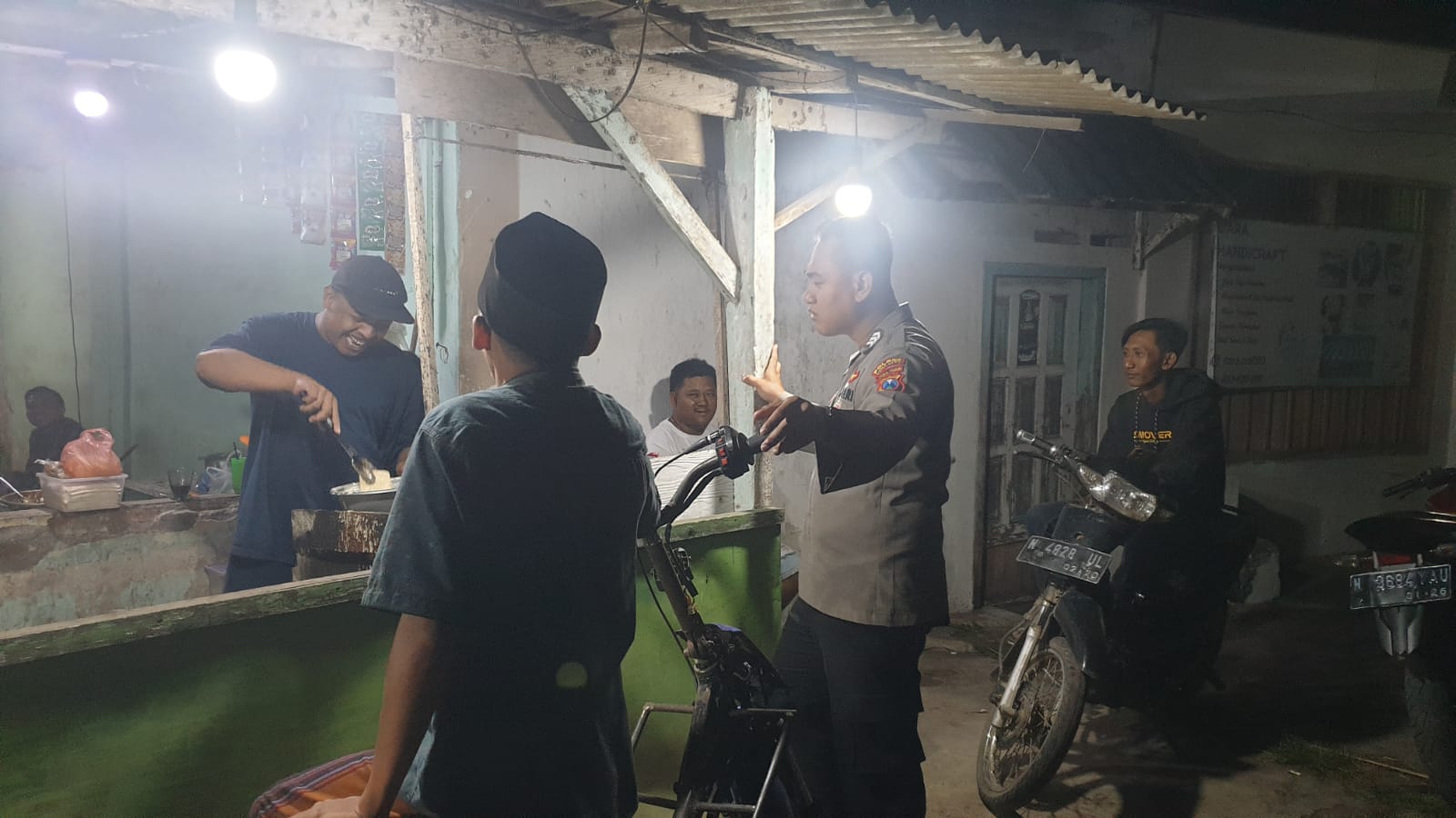 Polsek Rowokangkung Gencarkan Patroli Dialogis, Warga Diimbau Waspadai Pencurian Ternak, Curanmor hingga Tawuran
