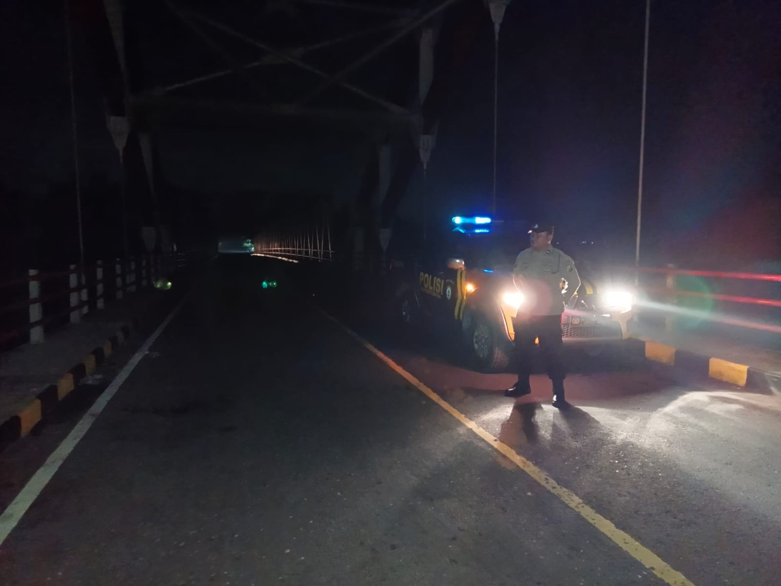 Patroli Blue Light Polsek Tempeh Intensifkan Pengamanan Jembatan JLS Desa Pandanarum untuk Cegah Aksi 3C