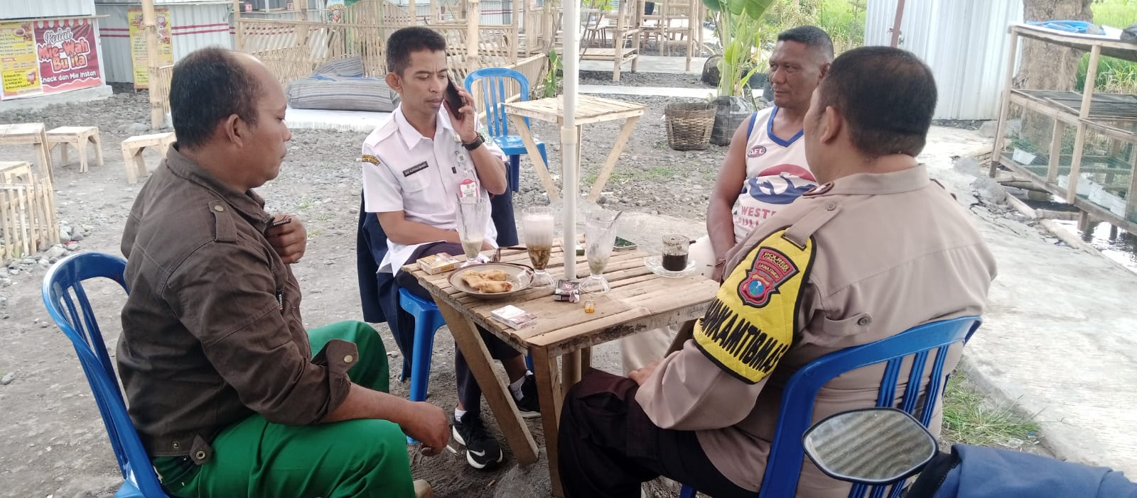 Polsek Rowokangkung Gelar Patroli Dialogis, Warga Diimbau Waspada Curanmor