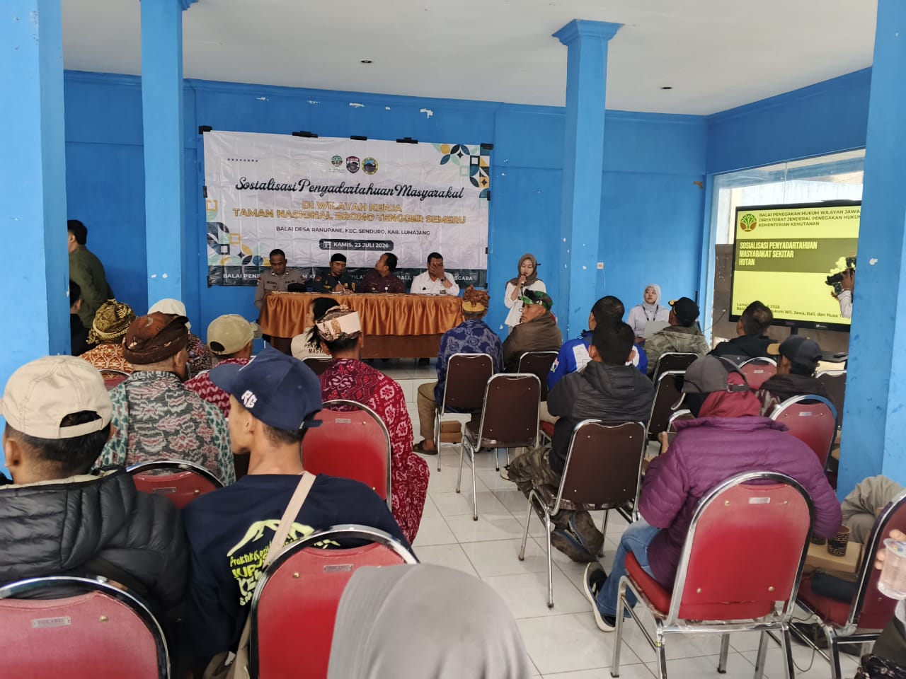 Polsek Senduro Ajak Warga Ranupani Perkuat Peran Masyarakat dalam Perlindungan Hutan TNBTS