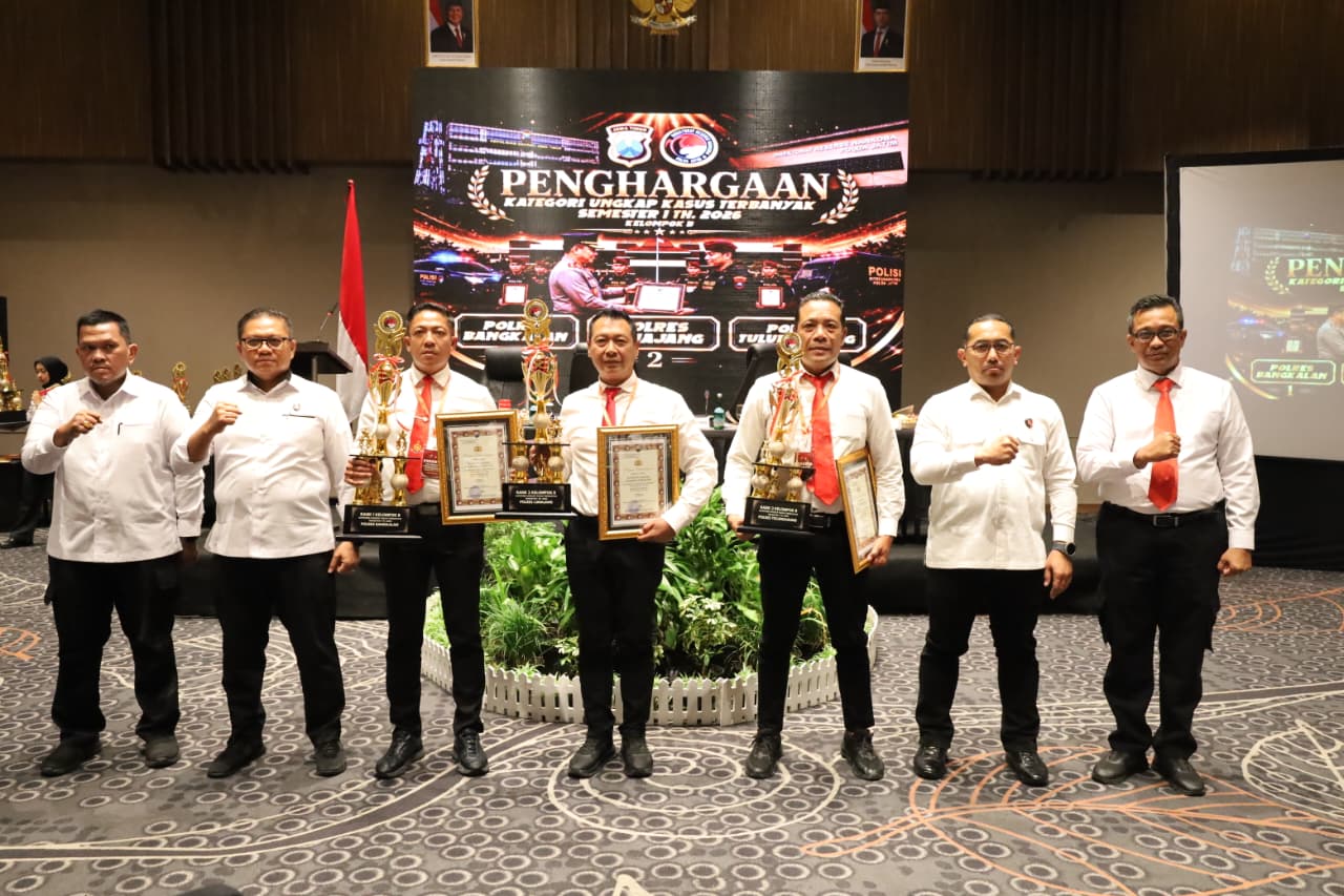Tingkatkan Respons Kasus Narkoba, Satresnarkoba Polres Lumajang Raih Dua Penghargaan Polda Jatim