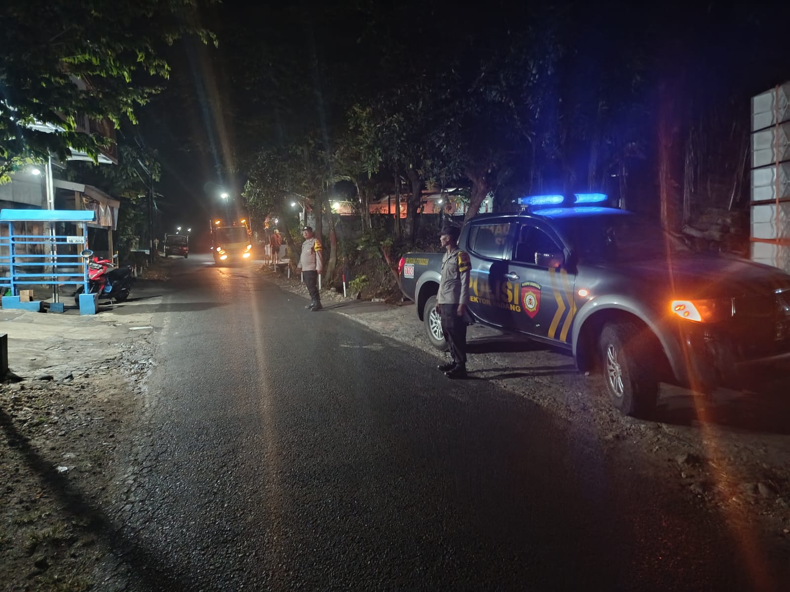 Patroli Blue Light Polsek Padang Sasar Zona Rawan 3C, Polisi Pastikan Situasi Tetap Kondusif