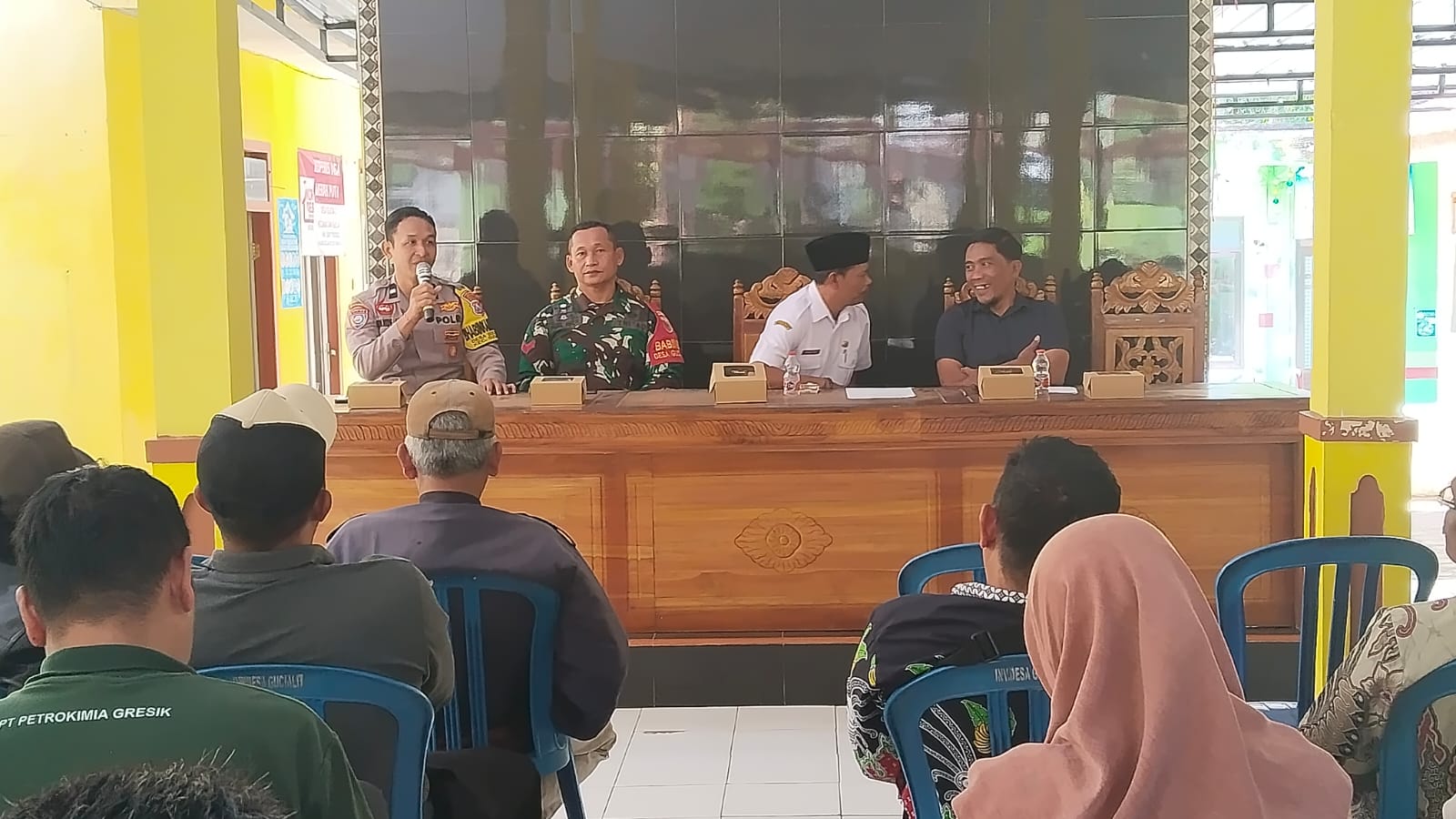 Sinergi Jaga Kamtibmas, Polsek Gucialit Hadiri Technical Meeting Karnaval Budaya HUT RI Ke-81