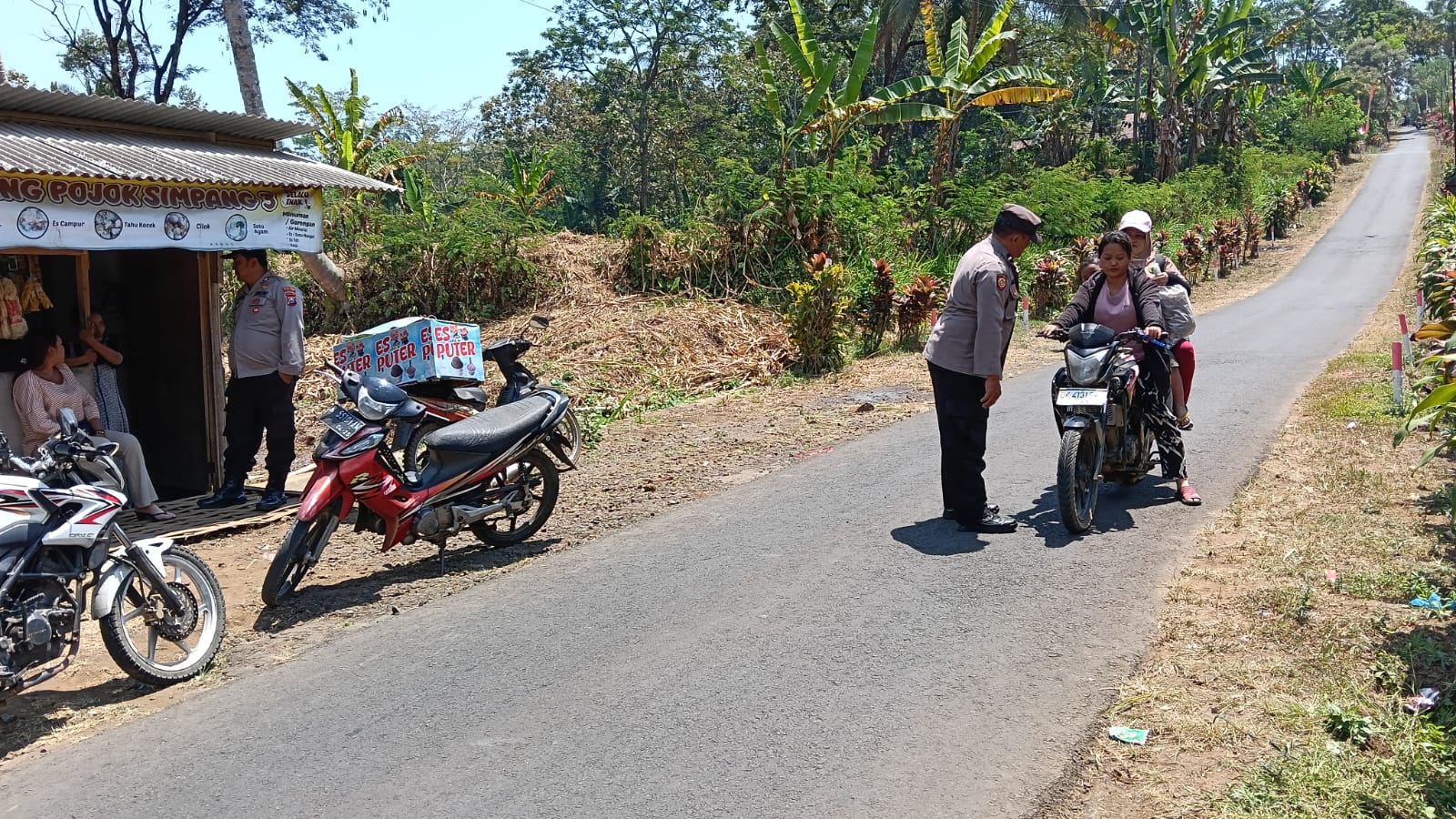 PATROLI KRYD DALAM RANGKA HARKAMTIBMAS WILAYAH KECAMATAN GUCIALIT