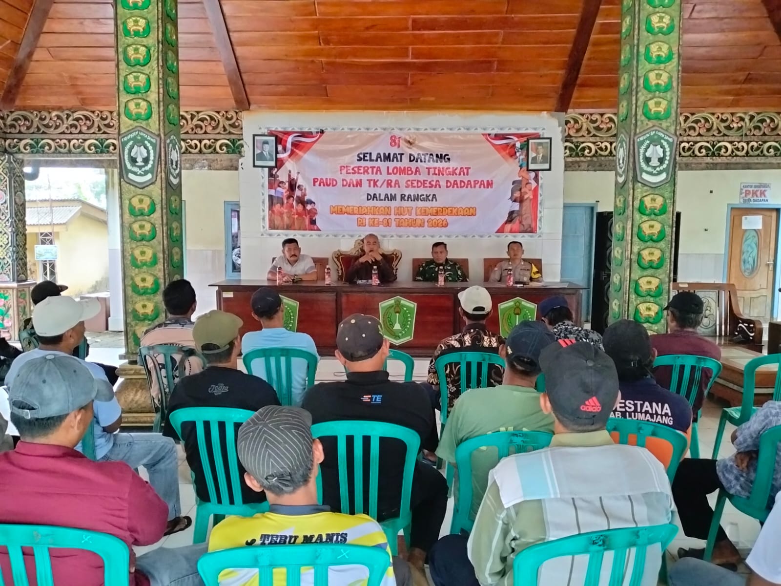 Polsek Gucialit Hadiri Rakor Persiapan Karnaval Desa Dadapan